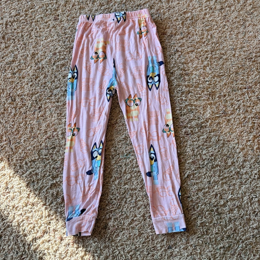 Pink Bluey Kids PJ Set - Kids Size 4 - Picture 6 of 7